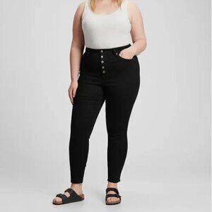 Women's Black High-Waisted Jeans